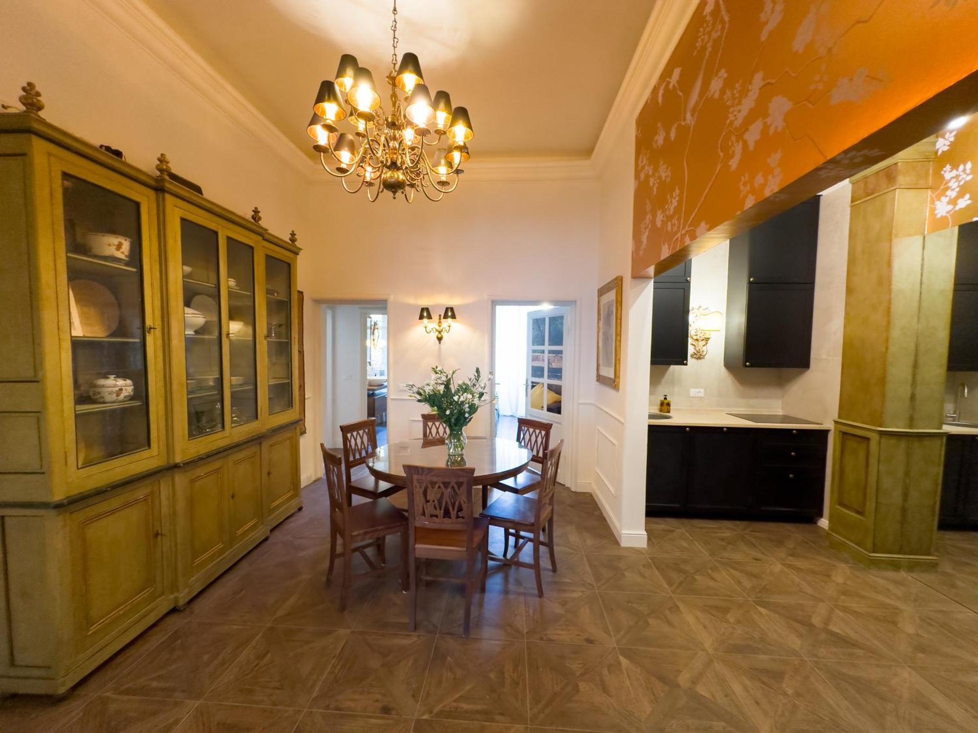 Santa Caterina Palace In Florence-3 Bedroom Apartamento *